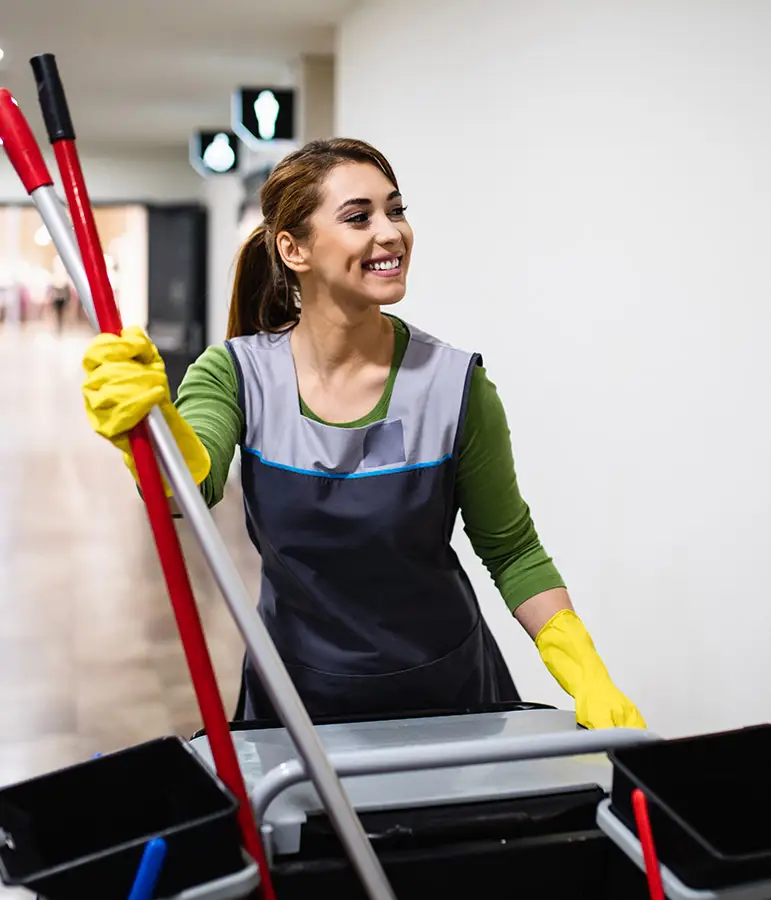 Kehrmann Service Putzfrau bei der Gebäudereinigung